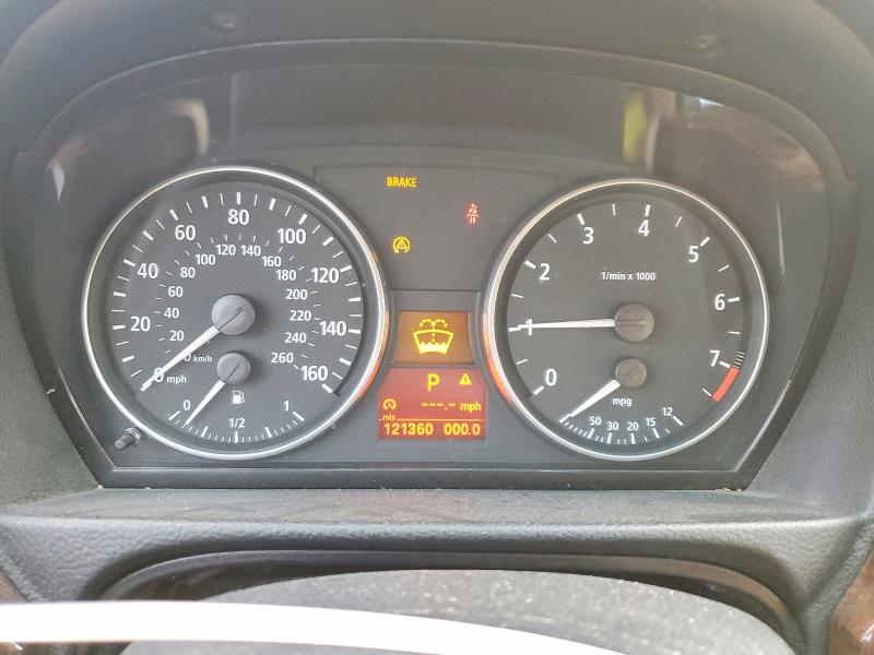 Photo 9 from auction – 2006 BMW 325 I with VIN WBAVB13556PT18674