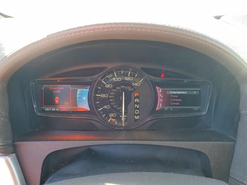 Photo 9 from auction – 2011 LINCOLN MKX with VIN 2LMDJ6JK7BBJ23247