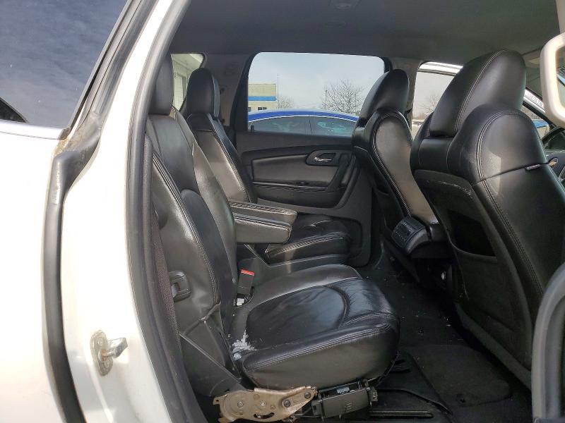 Photo 11 from auction – 2011 CHEVROLET TRAVERSE with VIN 1GNKRJED7BJ223589
