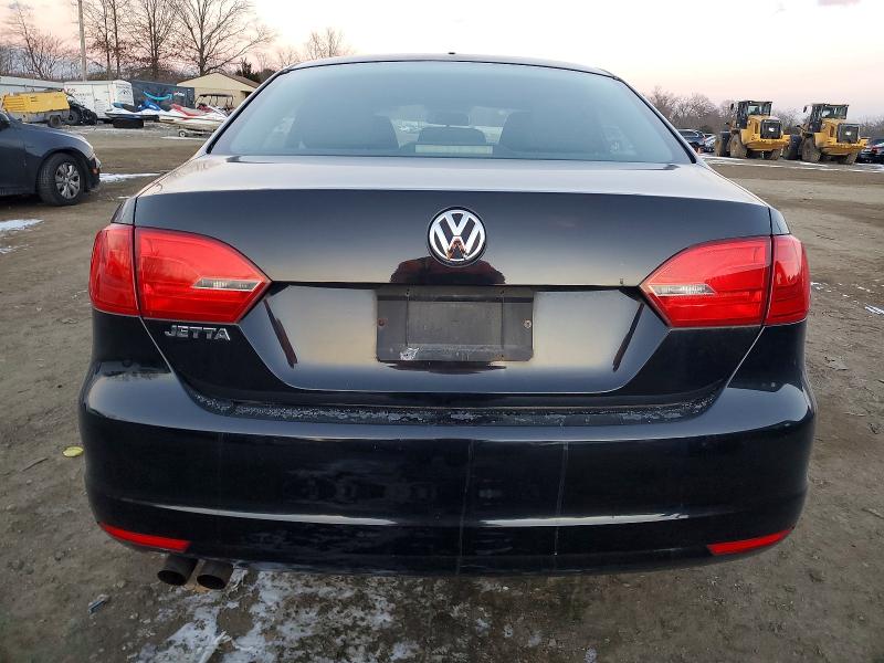 Photo 6 from auction – 2011 VOLKSWAGEN JETTA BASE with VIN 3VW2K7AJ4BM079317