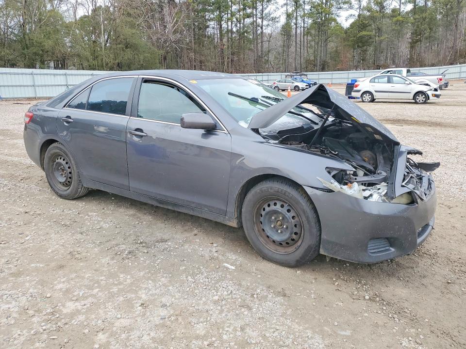 Photo 4 from auction – 2010 TOYOTA CAMRY with VIN 4T1BF3EK3AU031185