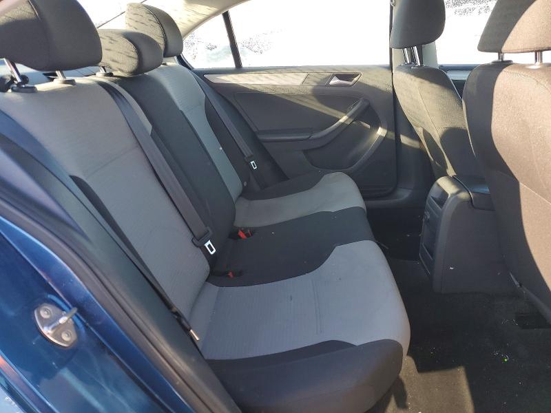 Photo 10 from auction – 2017 VOLKSWAGEN JETTA with VIN 3VW2B7AJ3HM374644