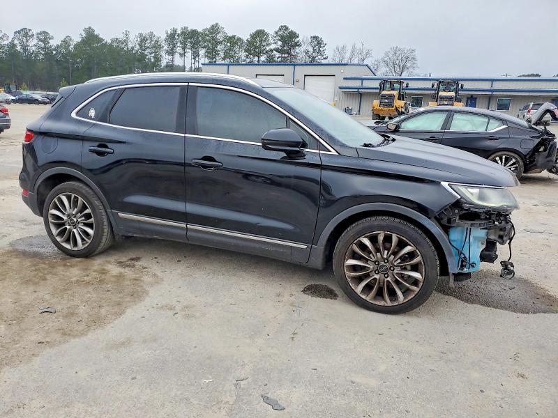 صورة رقم 4 من المزاد - 2018 LINCOLN MKC RESERV مع VIN 5LMCJ3C98JUL12687