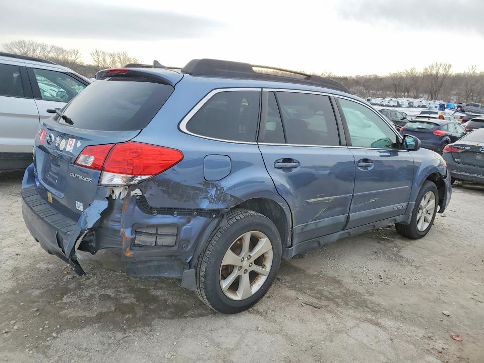 Photo 3 from auction – 2013 SUBARU OUTBACK with VIN 4S4BRCKCXD3213920