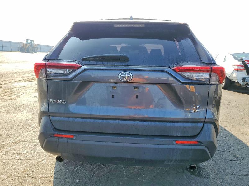 Foto 6 de la subasta – 2019 TOYOTA RAV4 LE con VIN JTMF1RFVXKD006396