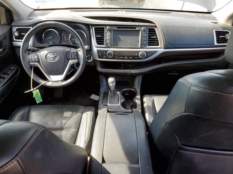Zdjęcie 8 z aukcji – 2015 TOYOTA HIGHLANDER z VIN 5TDYKRFH1FS064648
