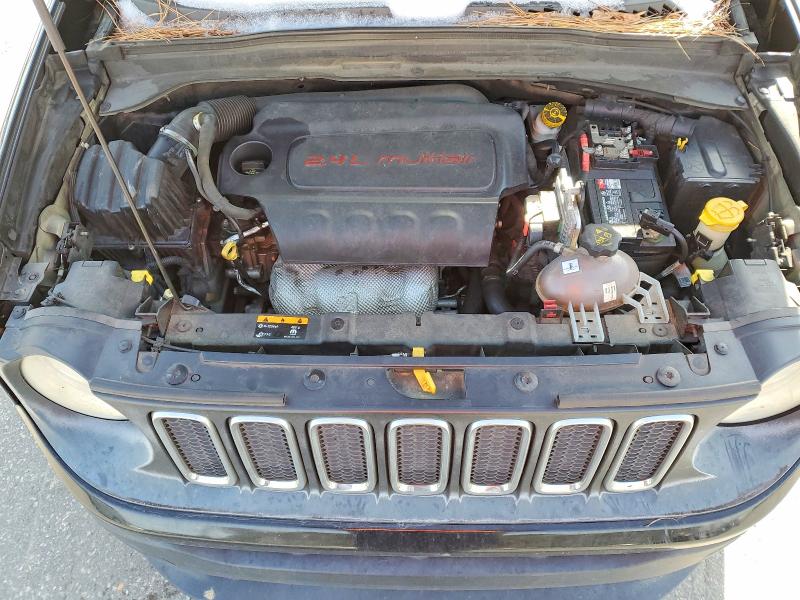 Photo 12 from auction – 2017 JEEP RENEGADE with VIN ZACCJABB5HPF30985