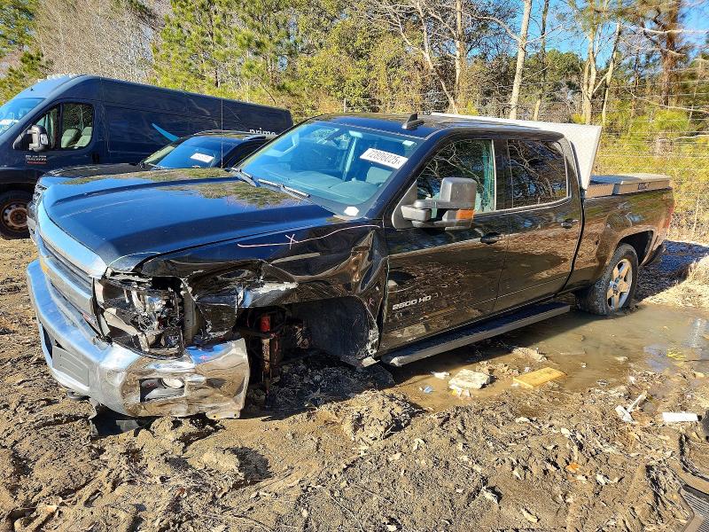 CHEVROLET SILVERADO 2015 with VIN 1GC1KVEG1FF523440 - Photo from auction