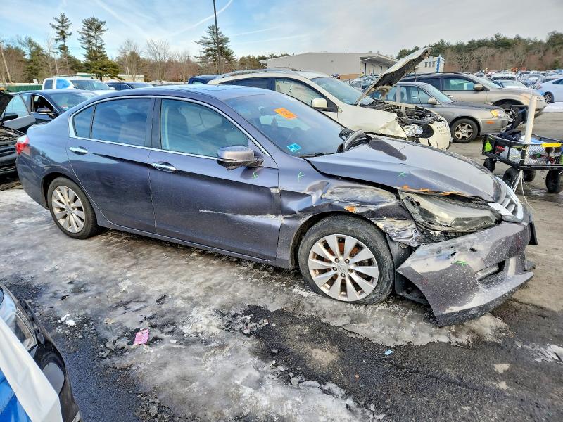 Photo 4 from auction – 2014 HONDA ACCORD with VIN 1HGCR2F88EA155118