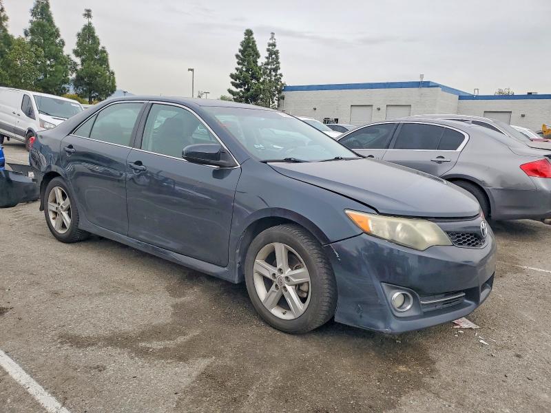 Photo 4 from auction – 2014 TOYOTA CAMRY L with VIN 4T1BF1FK2EU780133