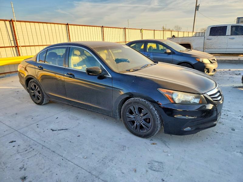 Photo 4 from auction – 2012 HONDA ACCORD with VIN 1HGCP2F69CA043977