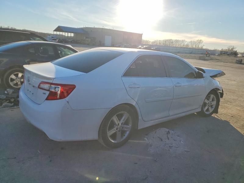 Photo 3 from auction – 2014 TOYOTA CAMRY with VIN 4T1BF1FK1EU439595