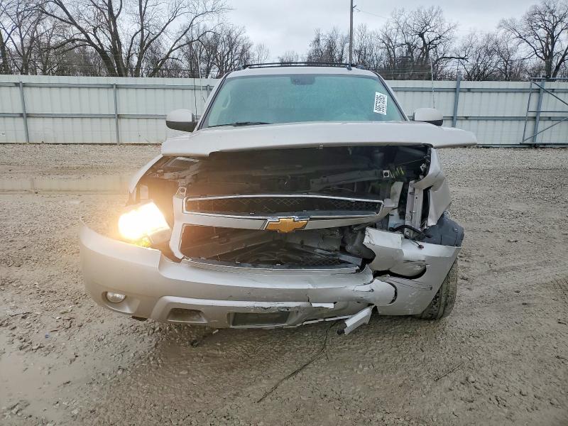 Photo 5 from auction – 2007 CHEVROLET AVALANCHE with VIN 3GNFK12387G260886