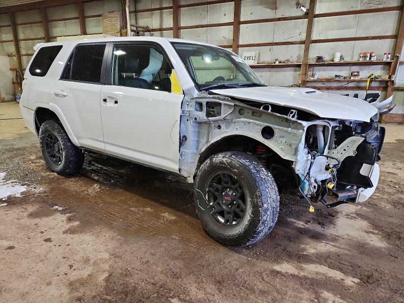 Photo 4 from auction – 2016 TOYOTA 4RUNNER SR with VIN JTEBU5JR0G5333640