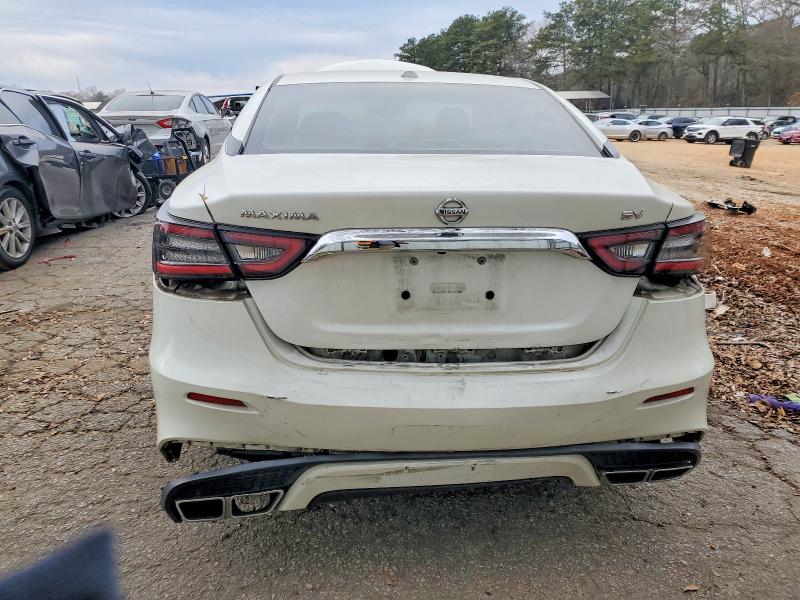 Photo 6 from auction – 2019 NISSAN MAXIMA S with VIN 1N4AA6AV5KC383553
