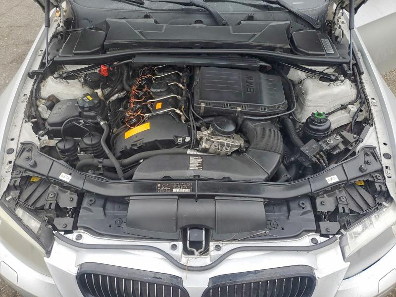 Photo 11 from auction – 2011 BMW 335 IS with VIN WBAKG1C57BE618100