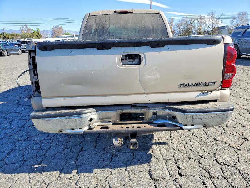 Photo 6 from auction – 2006 CHEVROLET SILVERADO with VIN 2GCEC19TX61116058