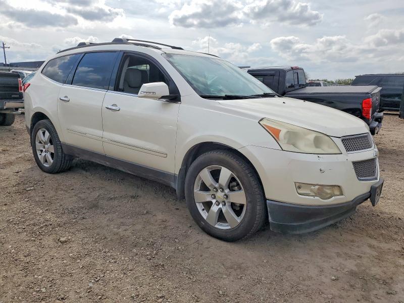Photo 4 from auction – 2012 CHEVROLET TRAVERSE L with VIN 1GNKRLED8CJ123286