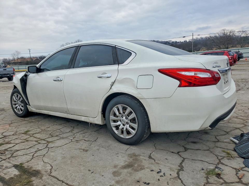 Photo 2 from auction – 2016 NISSAN ALTIMA 2.5 with VIN 1N4AL3AP4GN312415