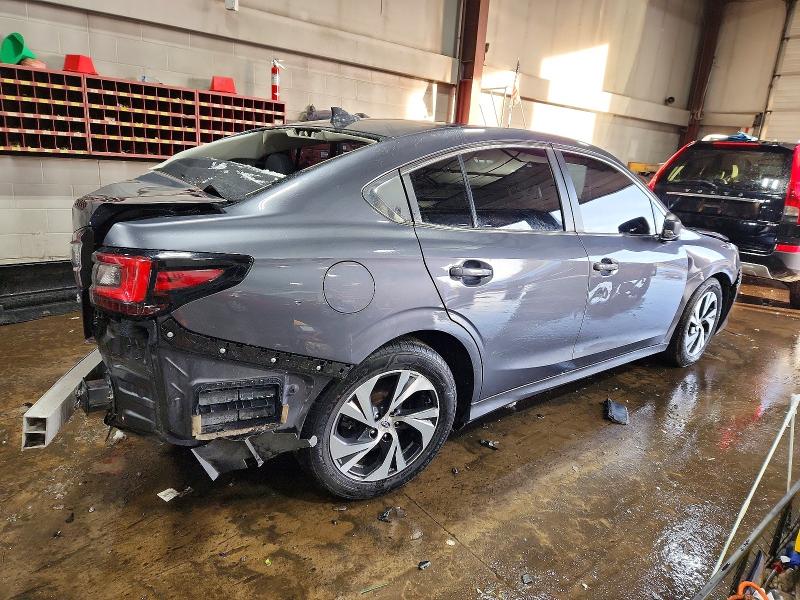 Photo 3 from auction – 2022 SUBARU LEGACY with VIN 4S3BWAB67N3006625