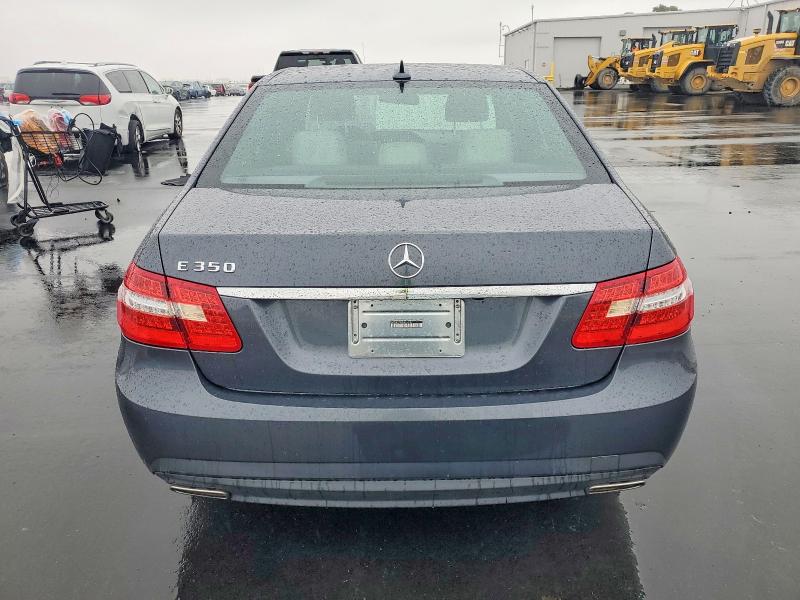 Photo 6 from auction – 2011 MERCEDES-BENZ E with VIN WDDHF5GBXBA266182