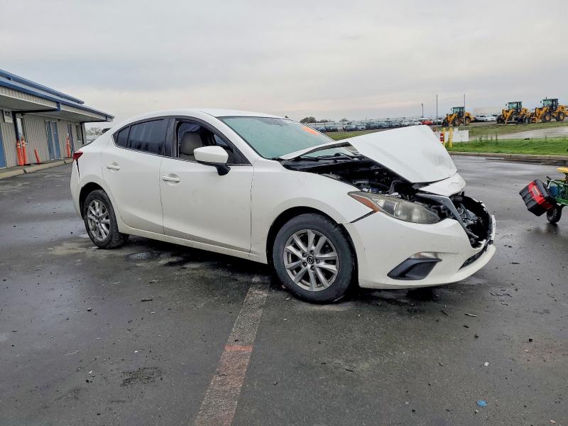 Photo 4 from auction – 2016 MAZDA 3 with VIN JM1BM1U71G1314853