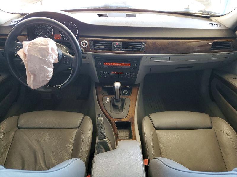 Photo 8 from auction – 2006 BMW 325 I AUTO with VIN WBAVB17536NK35041