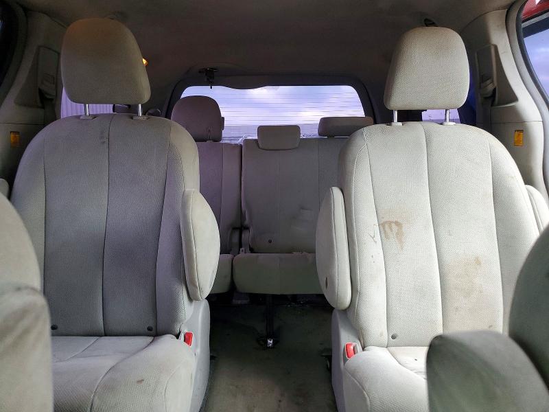 Photo 10 from auction – 2011 TOYOTA SIENNA with VIN 5TDZK3DC4BS129544