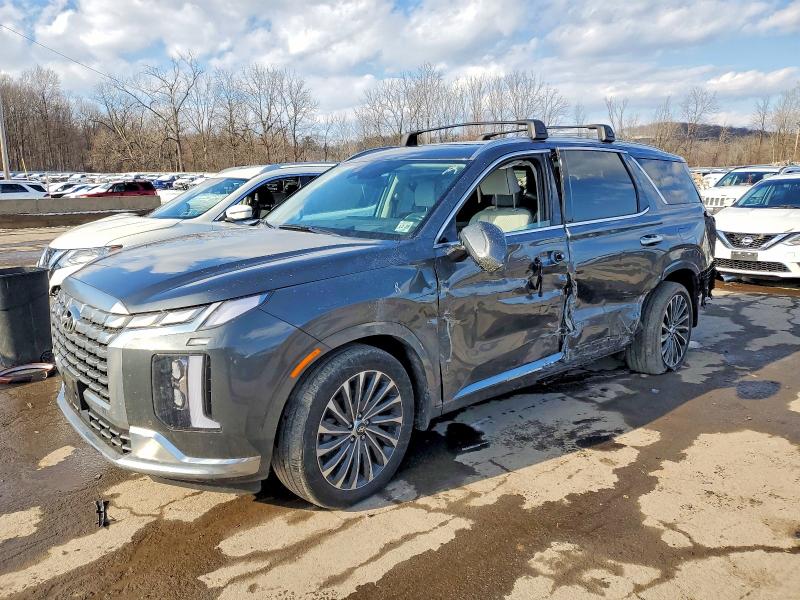 HYUNDAI PALISADE 2023 with VIN KM8R7DGE3PU583464 - Photo from auction