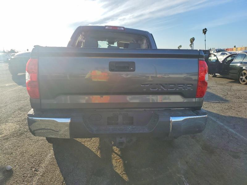 Photo 6 from auction – 2017 TOYOTA TUNDRA with VIN 5TFDY5F14HX609845