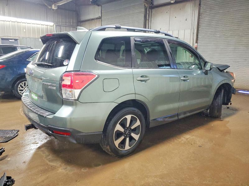 Photo 3 from auction – 2017 SUBARU FORESTER 2 with VIN JF2SJAJC1HH411930