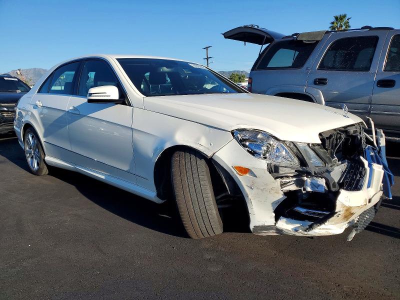 Photo 4 from auction – 2013 MERCEDES-BENZ E 350 with VIN WDDHF5KB0DA746497