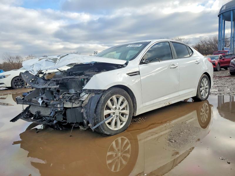KIA OPTIMA EX 2015 with VIN 5XXGN4A72FG368917 - Photo from auction