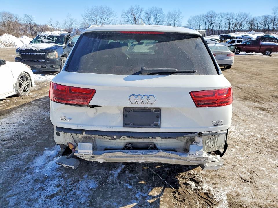 Photo 6 from auction – 2018 AUDI Q7 with VIN WA1LAAF79JD002824