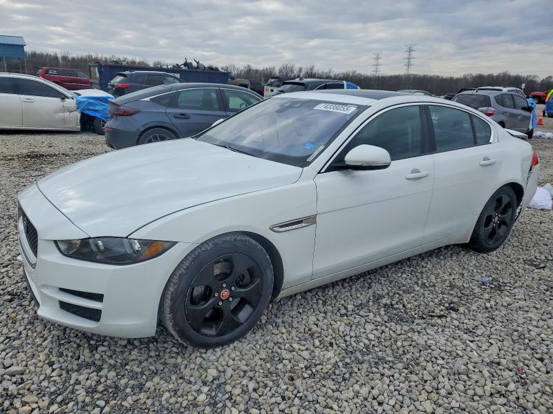 JAGUAR XE 2017 with VIN SAJAR4BG6HA978733 - Photo from auction