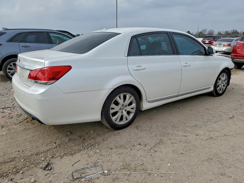 Photo 3 from auction – 2012 TOYOTA AVALON BAS with VIN 4T1BK3DB3CU445910