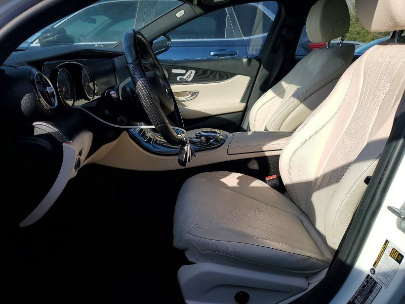Photo 7 from auction – 2017 MERCEDES-BENZ E 300 with VIN WDDZF4JB0HA151851