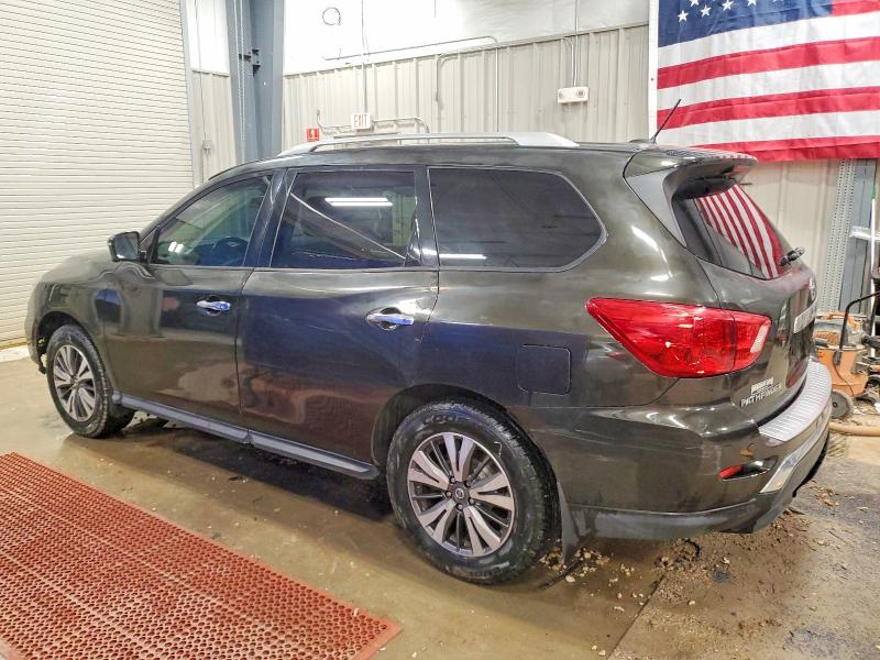 Photo 2 from auction – 2017 NISSAN PATHFINDER with VIN 5N1DR2MM5HC649749