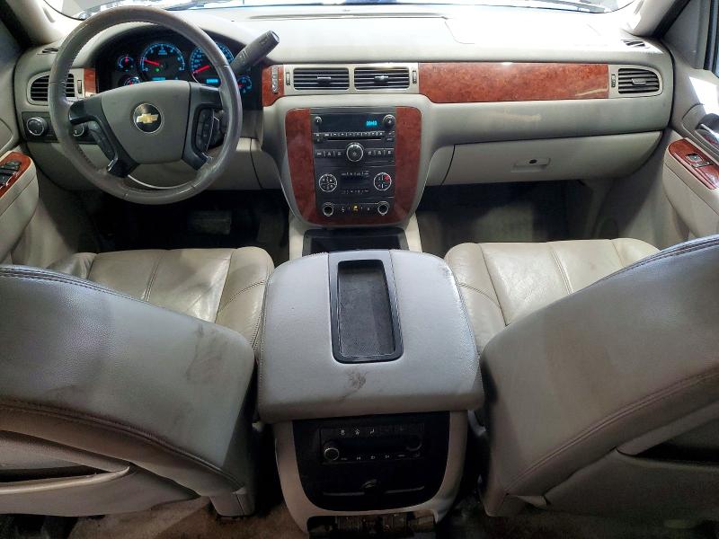 Photo 8 from auction – 2010 CHEVROLET TAHOE with VIN 1GNUKBE07AR263767