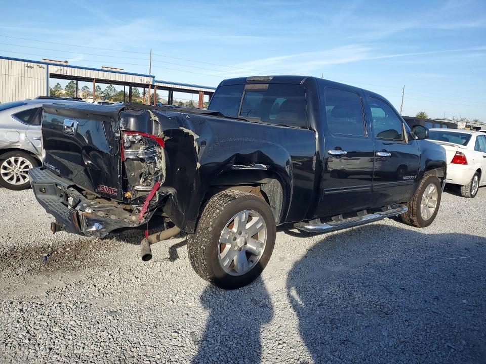Foto 3 de la subasta – 2007 GMC NEW SIERRA con VIN 2GTEC13J971513110