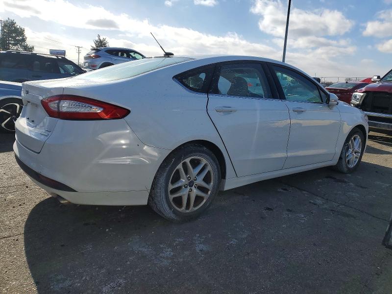 Photo 3 from auction – 2016 FORD FUSION with VIN 1FA6P0HD5G5117413