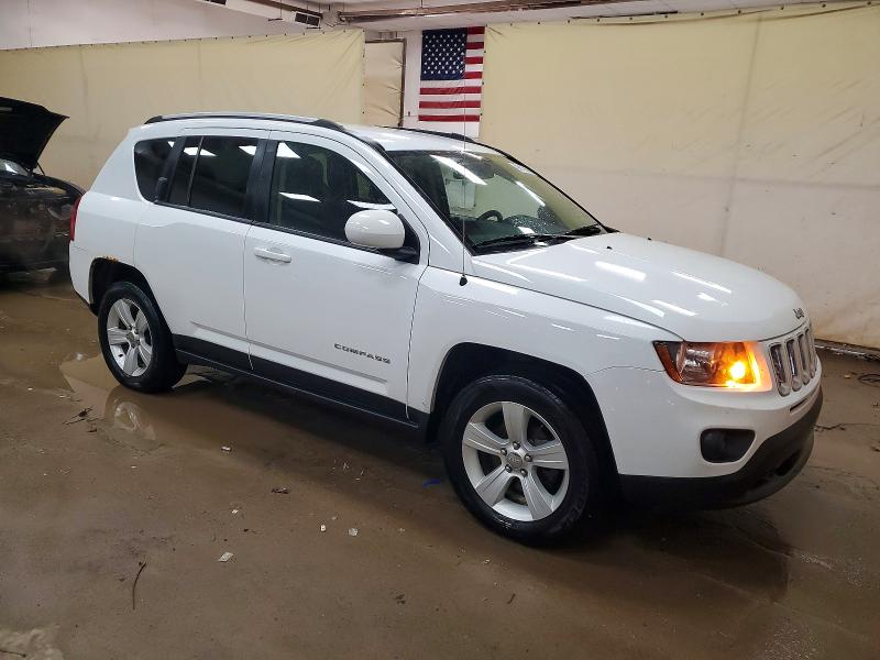 Photo 4 from auction – 2017 JEEP COMPASS LA with VIN 1C4NJDEB2HD208079