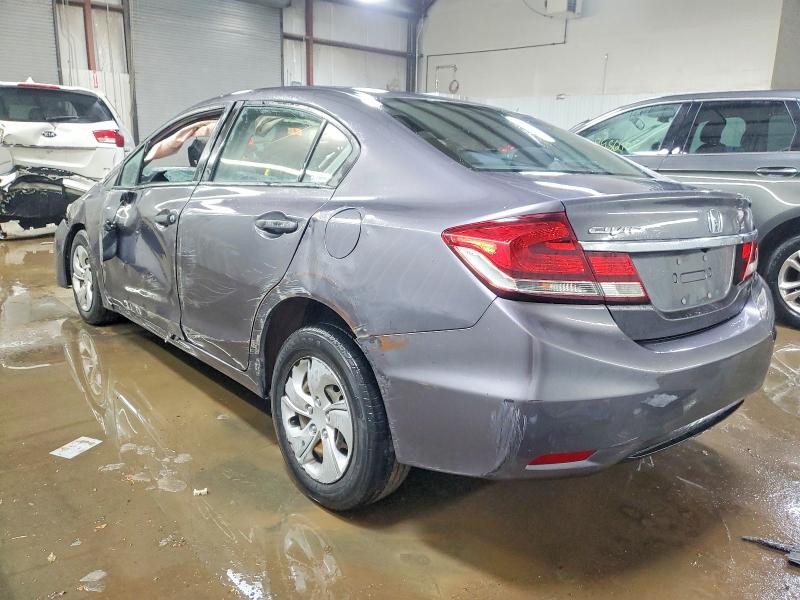 Photo 2 from auction – 2015 HONDA CIVIC with VIN 19XFB2F54FE118491