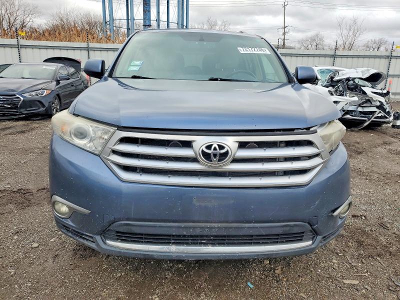 Photo 5 from auction – 2013 TOYOTA HIGHLANDER with VIN 5TDBK3EH4DS225611