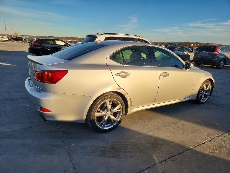 Photo 3 from auction – 2010 LEXUS IS 250 with VIN JTHBF5C29A5128015