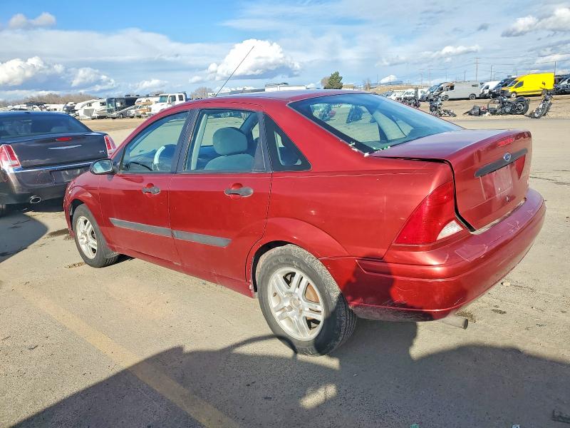 Photo 2 from auction – 2000 FORD FOCUS LX with VIN 1FAFP33P1YW148561