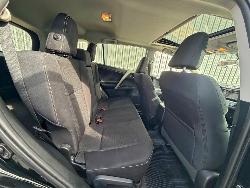 Photo 6 from auction – 2016 TOYOTA RAV4 XLE with VIN 2T3WFREV0GW242763