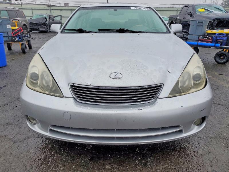 Photo 5 from auction – 2005 LEXUS ES 330 with VIN JTHBA30G855067264