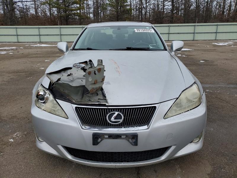 Photo 5 from auction – 2006 LEXUS IS 250 with VIN JTHCK262162008499