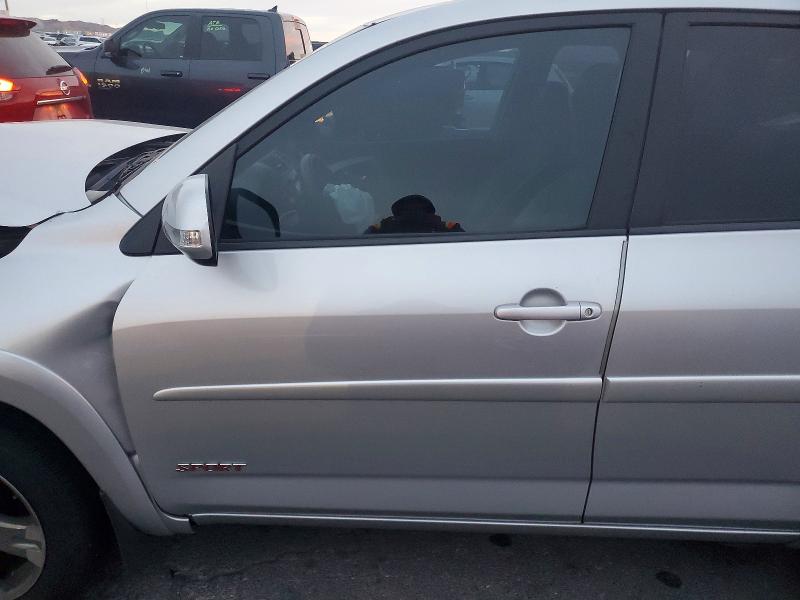 Photo 7 from auction – 2009 TOYOTA RAV4 SPORT with VIN JTMBK32V395083971